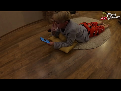 ❤️ Crazy Blonde បឺតជញ្ជក់ Dick ដ៏ធំ ហើយលោតលើវា - ការរួមភេទតាមរន្ធគូថ ❤️❌ វីដេអូសិច  នៅ km.hqpornvideos.ru ❌️